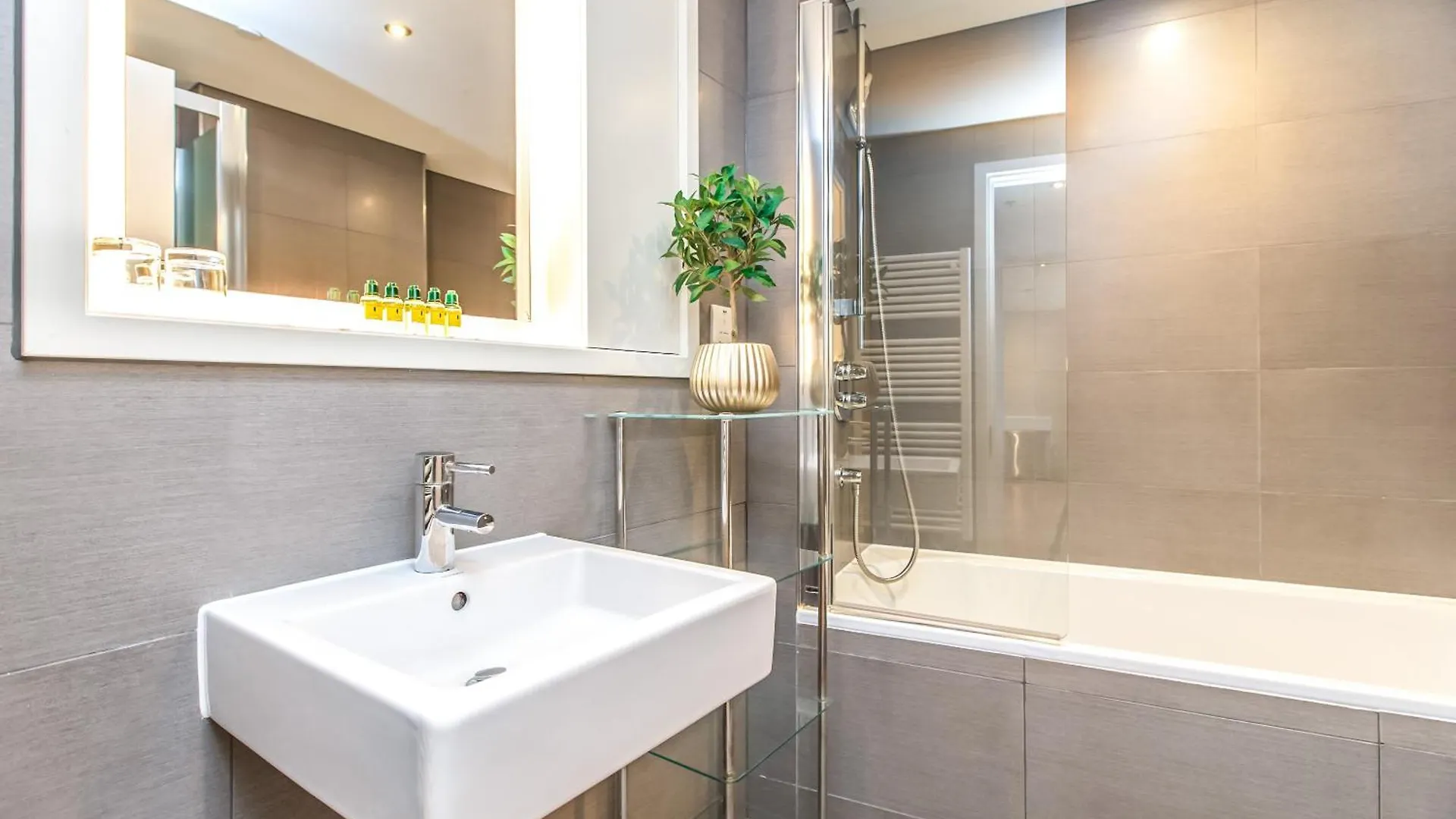 Aparthotel Modern City Apartments Londen Verenigd Koninkrijk