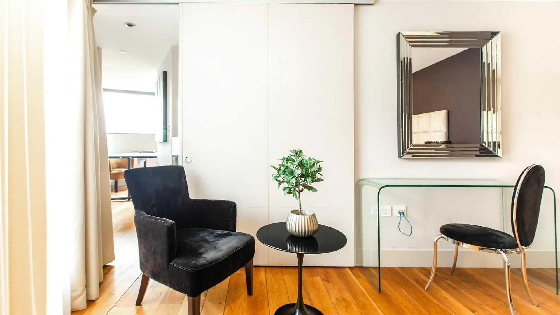 Modern City Apartments ロンドン イギリス