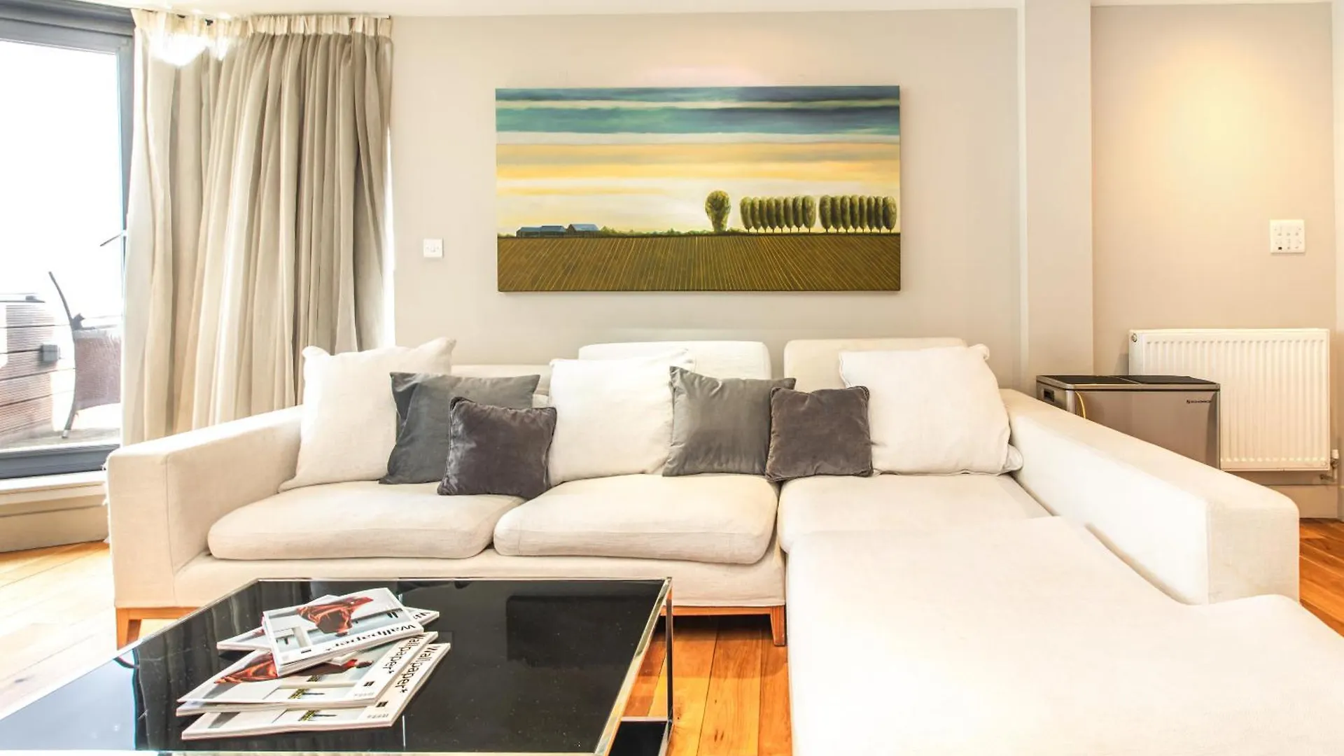 Modern City Apartments ロンドン 0*,  イギリス