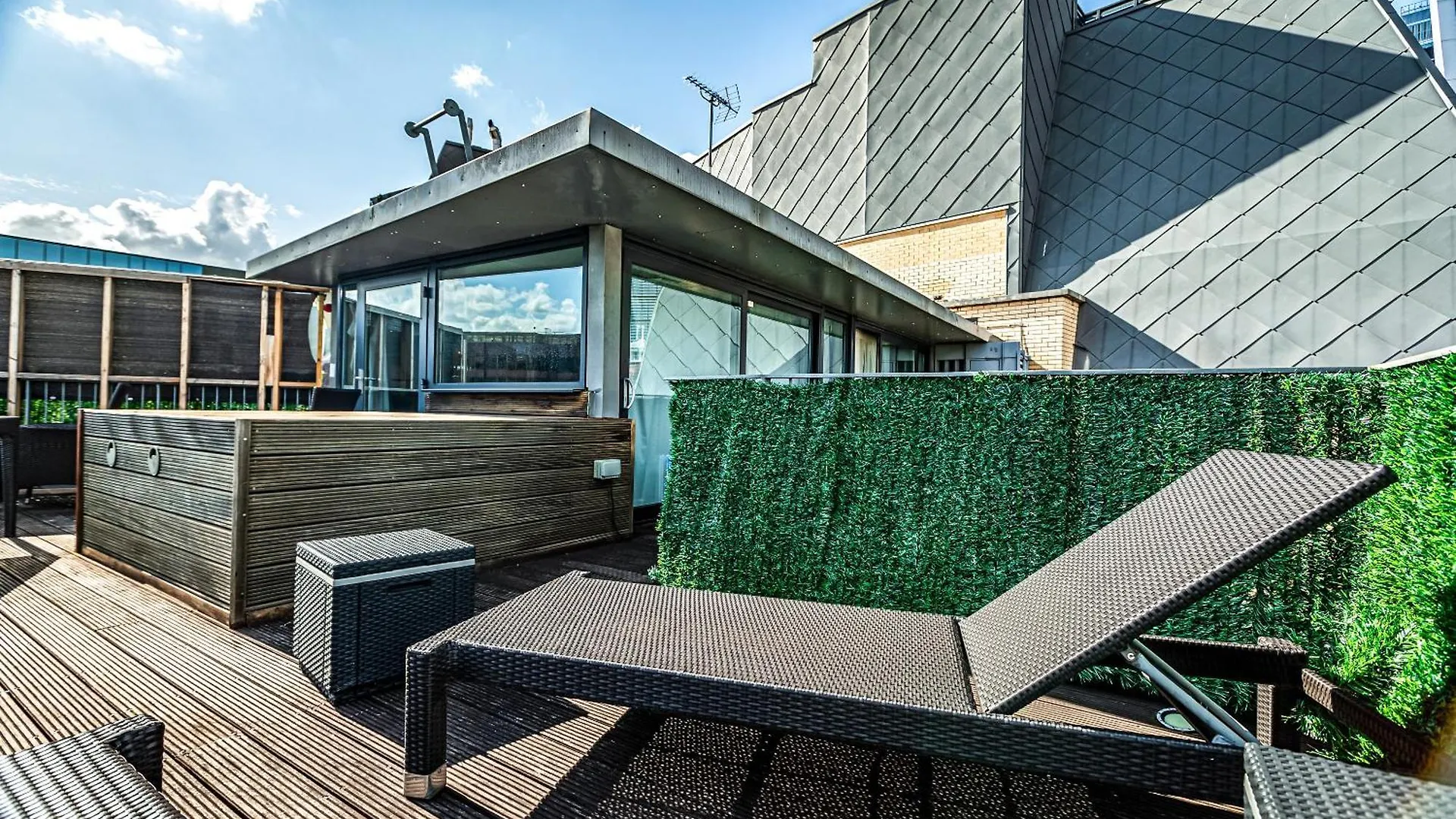 アパートホテル Modern City Apartments ロンドン イギリス